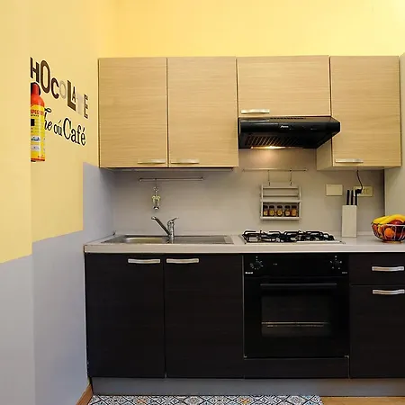 Appartement Cozy With Garden In Lingotto Area Turin